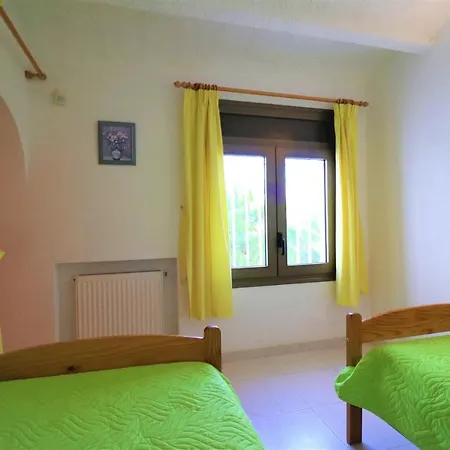 Antoni Canals 54 - Montillot Tatil Evi Roses